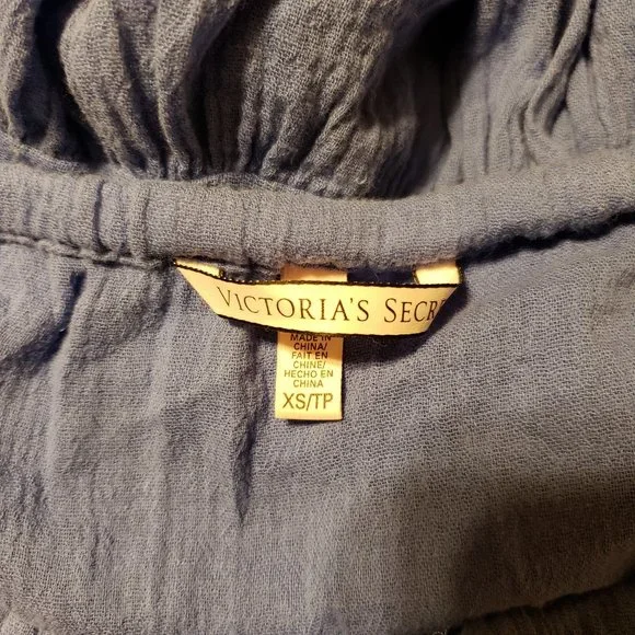 VICTORIA'S SECRET CROCHET TRIM BEACH MINI SKIRT COVER UP Size Xs - Picture 3 of 3